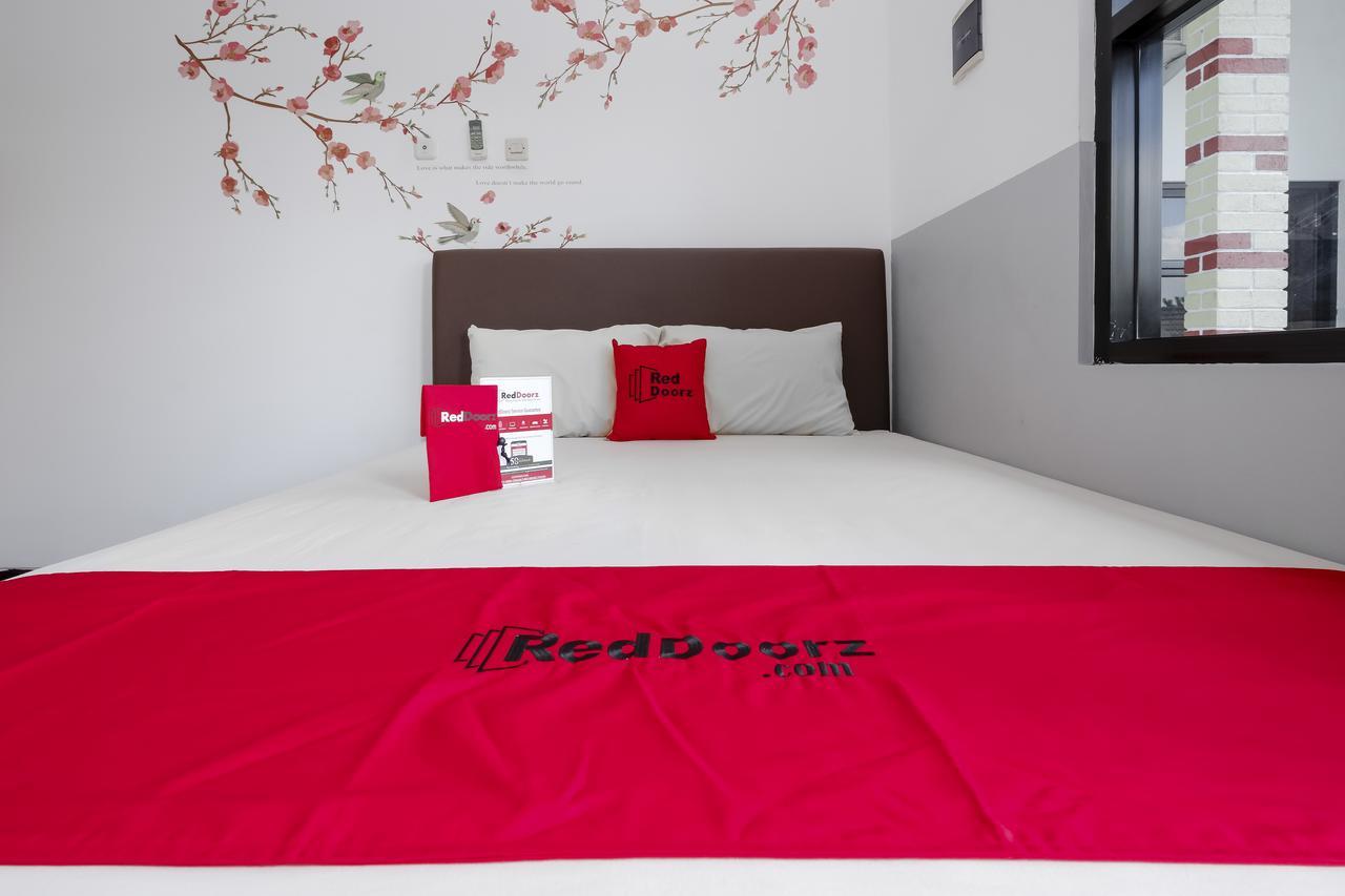 Reddoorz @ Prambanan Timur Raya เซอมารัง ภายนอก รูปภาพ